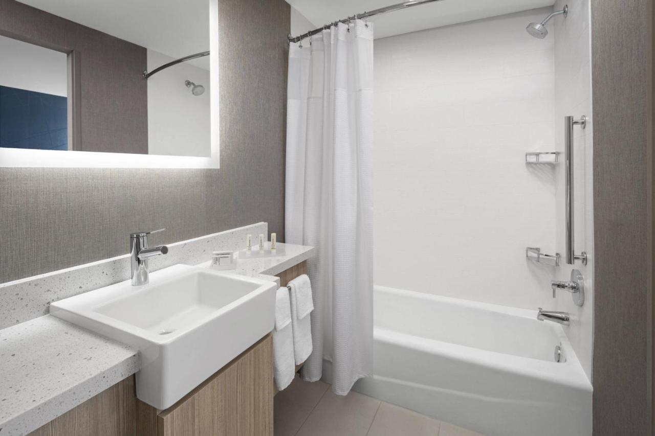 Springhill By Marriott East Rutherford Meadowlands Hotel